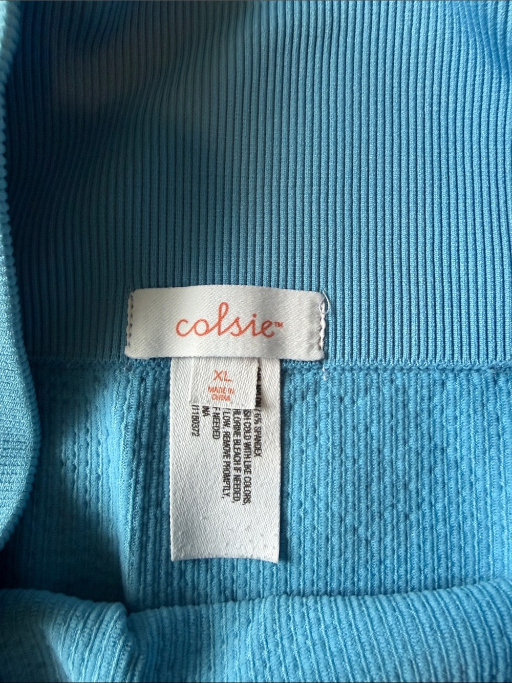 Colsie Blue Ribbed Bike Shorts - Picture 2 of 3